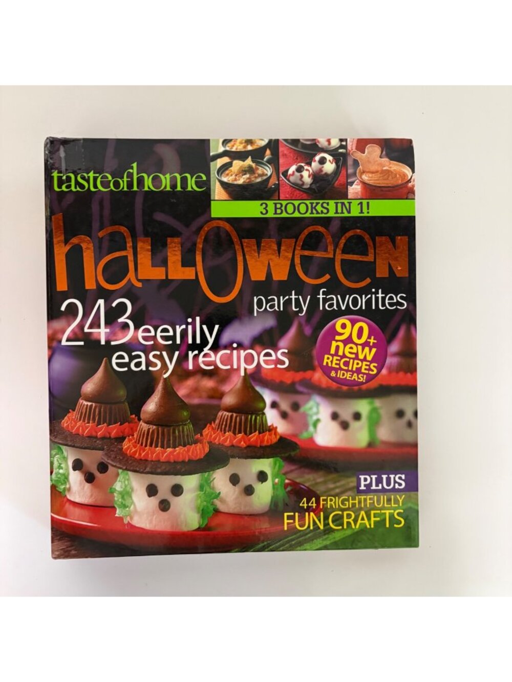Taste of Home Halloween Party Favorites CookBook 293 Recipes Crafts 3 Books in 1